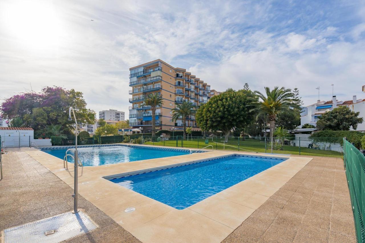 Holiday Rentals Piscina, Playa Parking A 5 Min Caminando Del Puerto De Benalmádena Zewnętrze zdjęcie