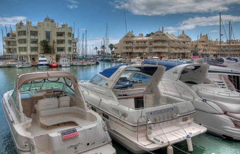 Holiday Rentals Piscina, Playa Parking A 5 Min Caminando Del Puerto De Benalmádena Zewnętrze zdjęcie